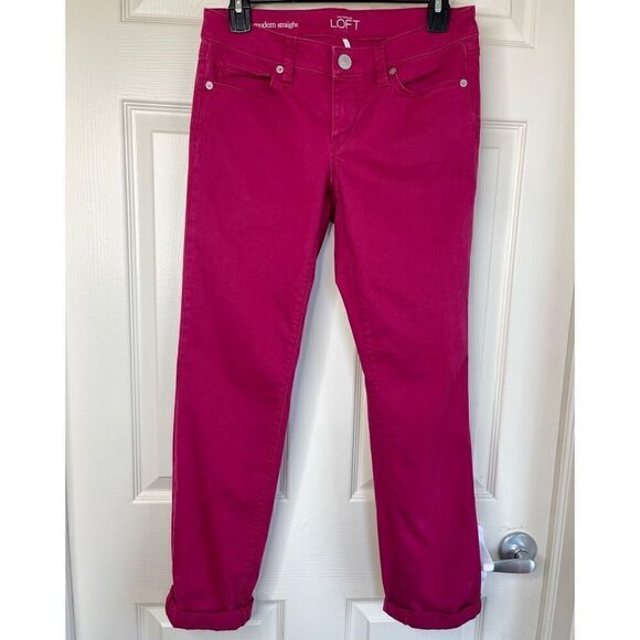 LOFT Low Rise Modern Straight Jeans (Berry Red) - 26/2 - Picture 2 of 10